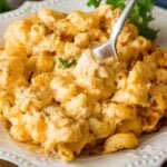plate full of creamy buffalo chicken mac and cheese